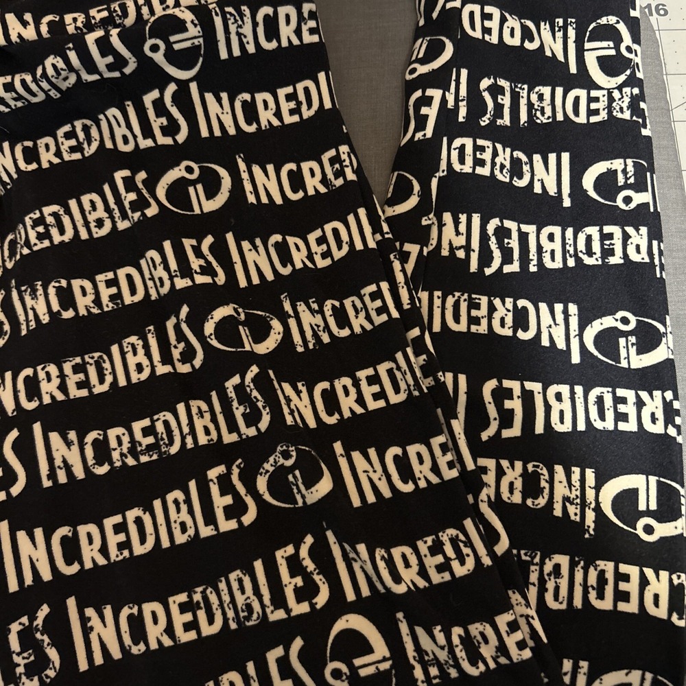 NWOT Disney‎ LulaRoe OS Incredibles Black & White Leggings